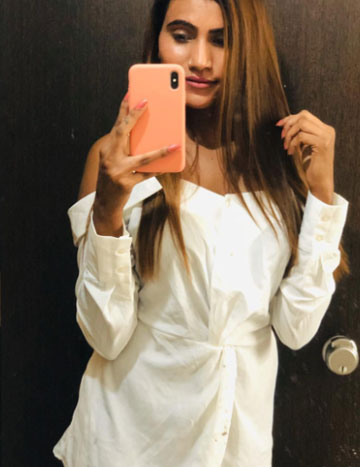 Hyderabad Escort Girl Kanak ay your Bangalore Call Girls